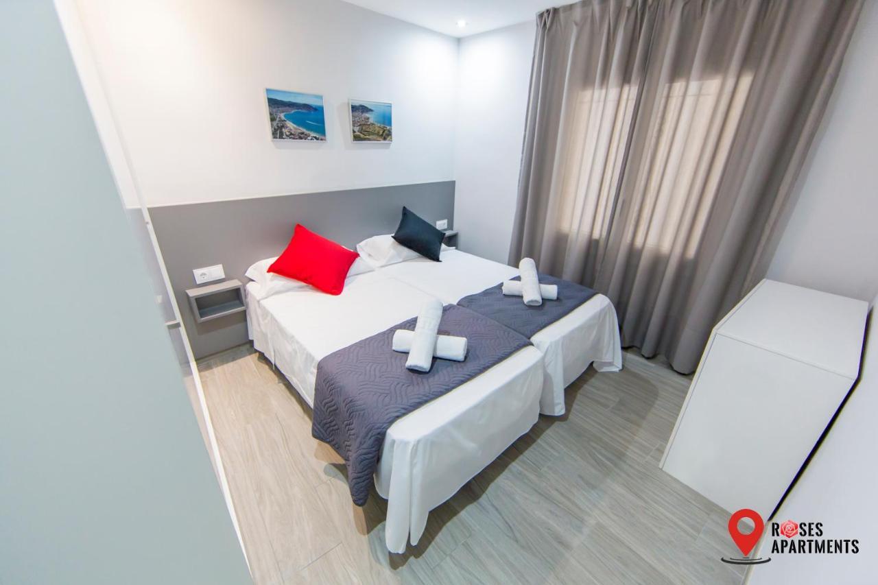 Roses Apartments 2 - Vista Mar Lateral 1Habitacion מראה חיצוני תמונה