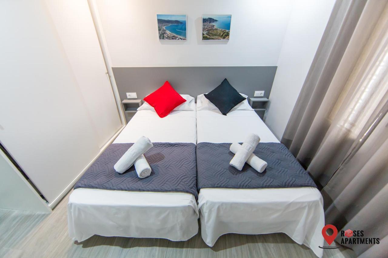 Roses Apartments 2 - Vista Mar Lateral 1Habitacion מראה חיצוני תמונה