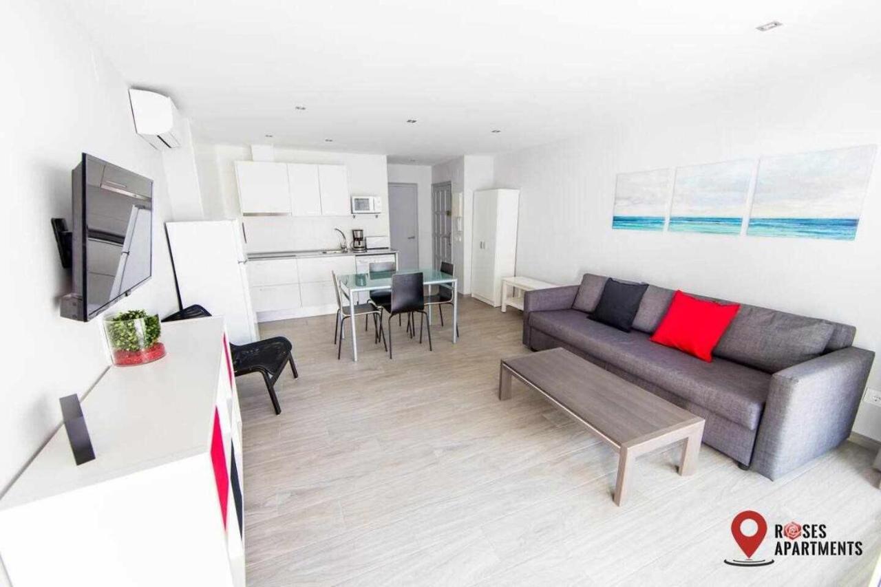 Roses Apartments 2 - Vista Mar Lateral 1Habitacion מראה חיצוני תמונה