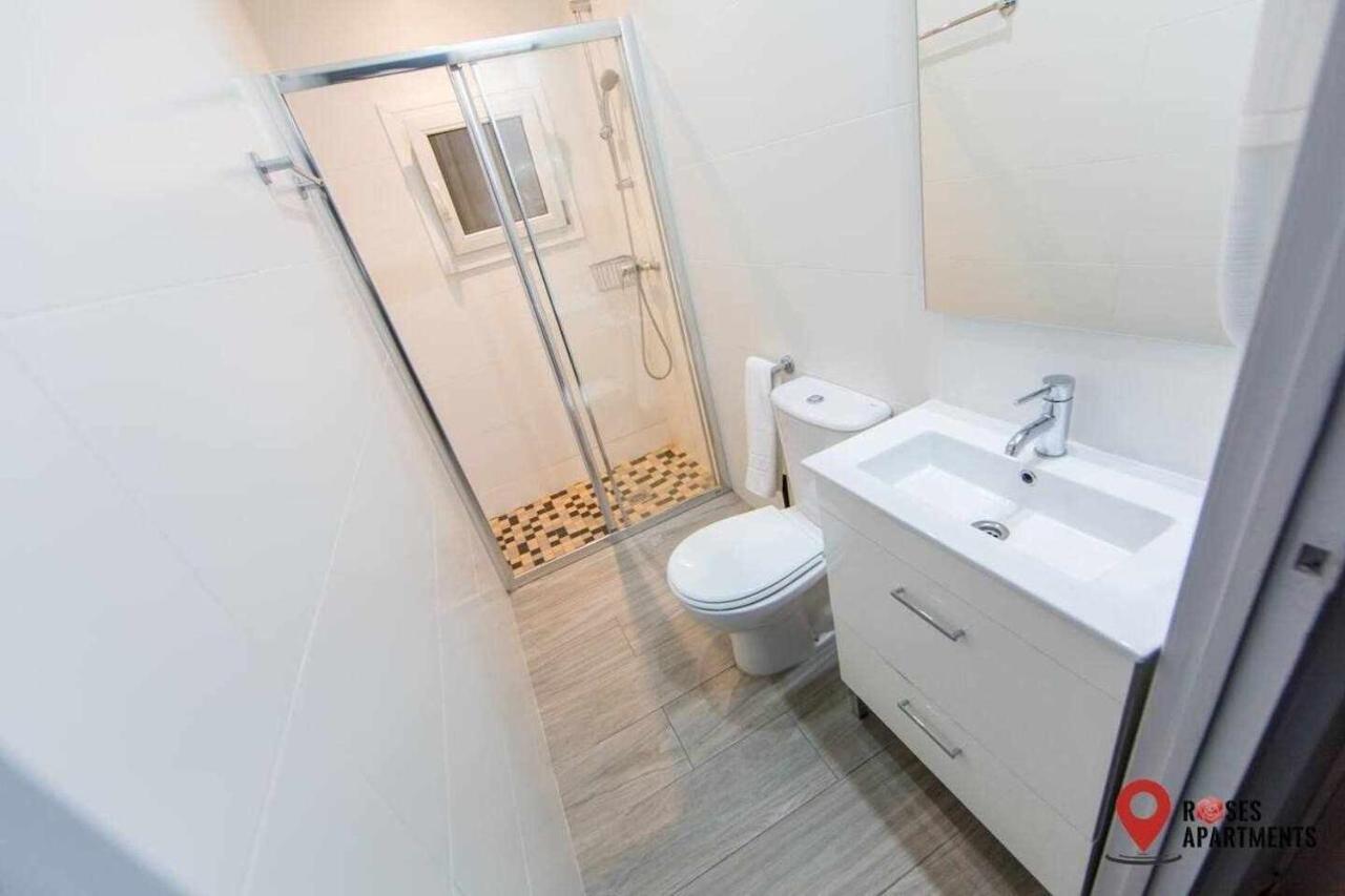 Roses Apartments 2 - Vista Mar Lateral 1Habitacion מראה חיצוני תמונה